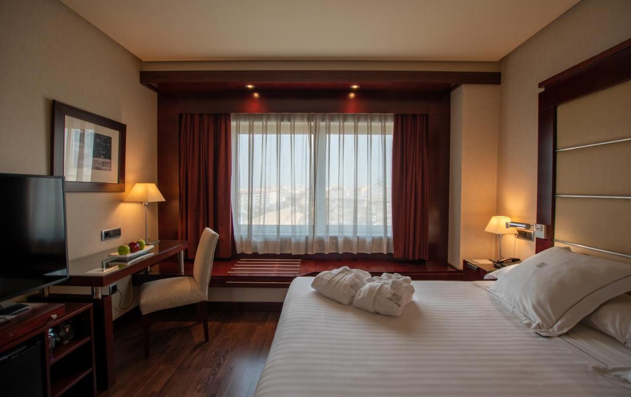 Hotel Andalucia Center Granada Ngoại thất bức ảnh