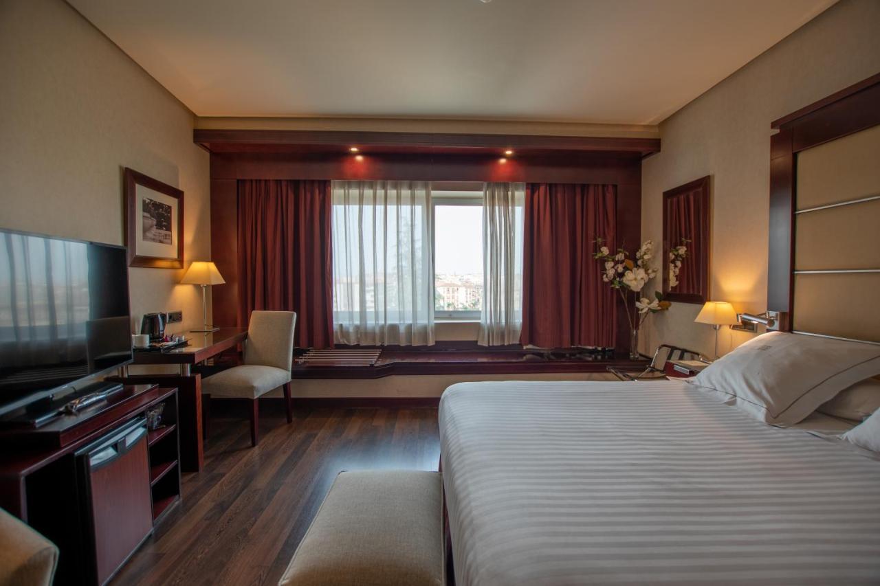 Hotel Andalucia Center Granada Ngoại thất bức ảnh