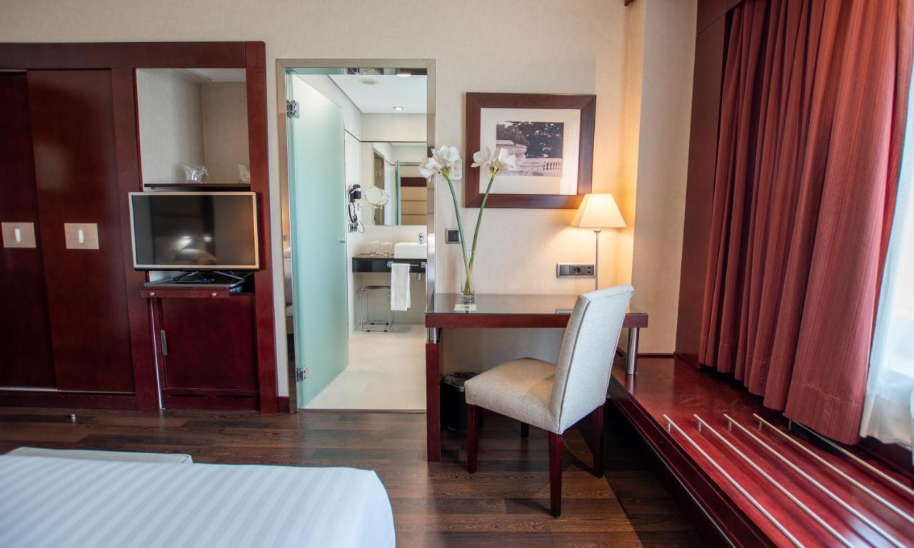 Hotel Andalucia Center Granada Ngoại thất bức ảnh