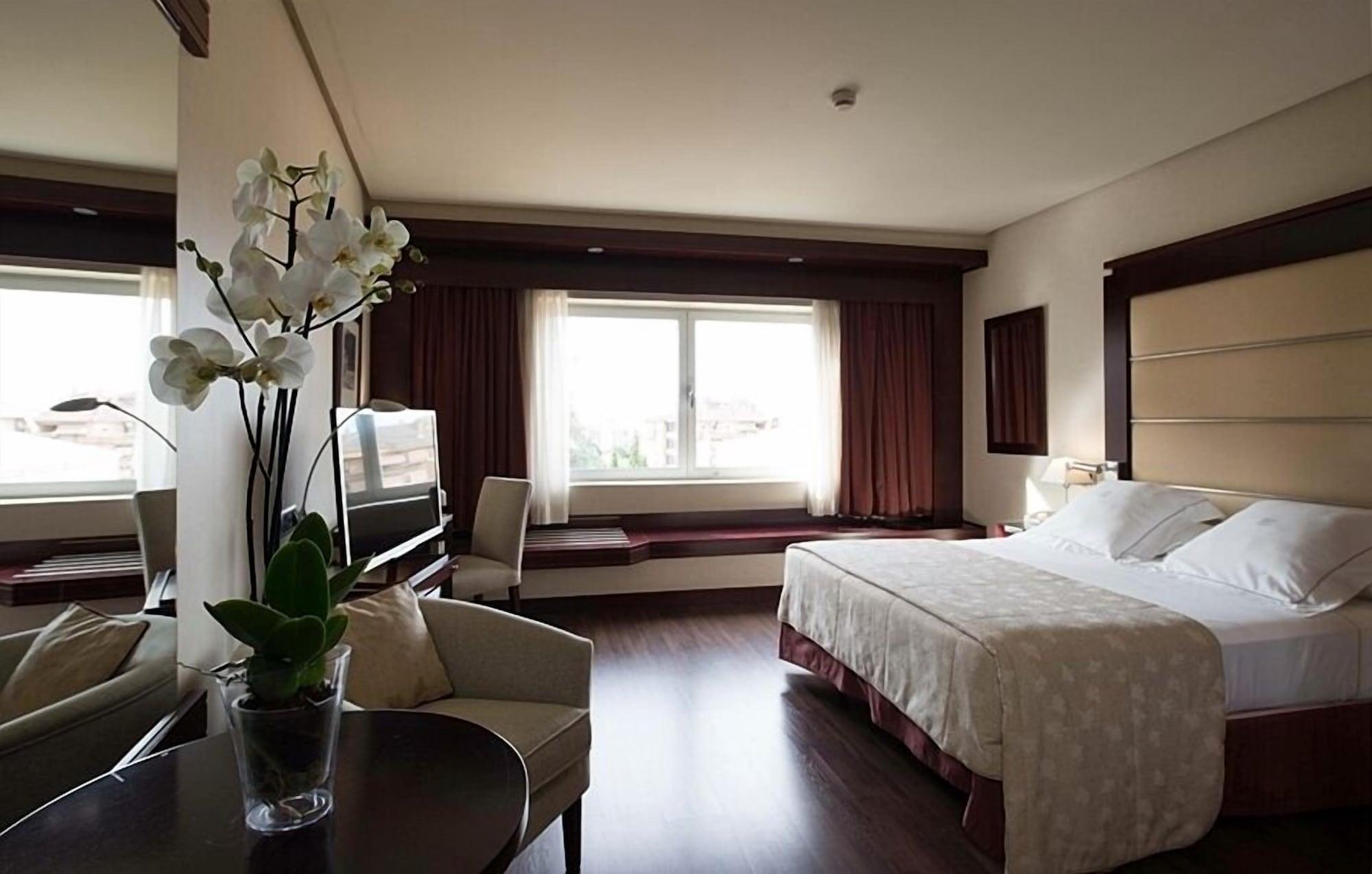 Hotel Andalucia Center Granada Ngoại thất bức ảnh